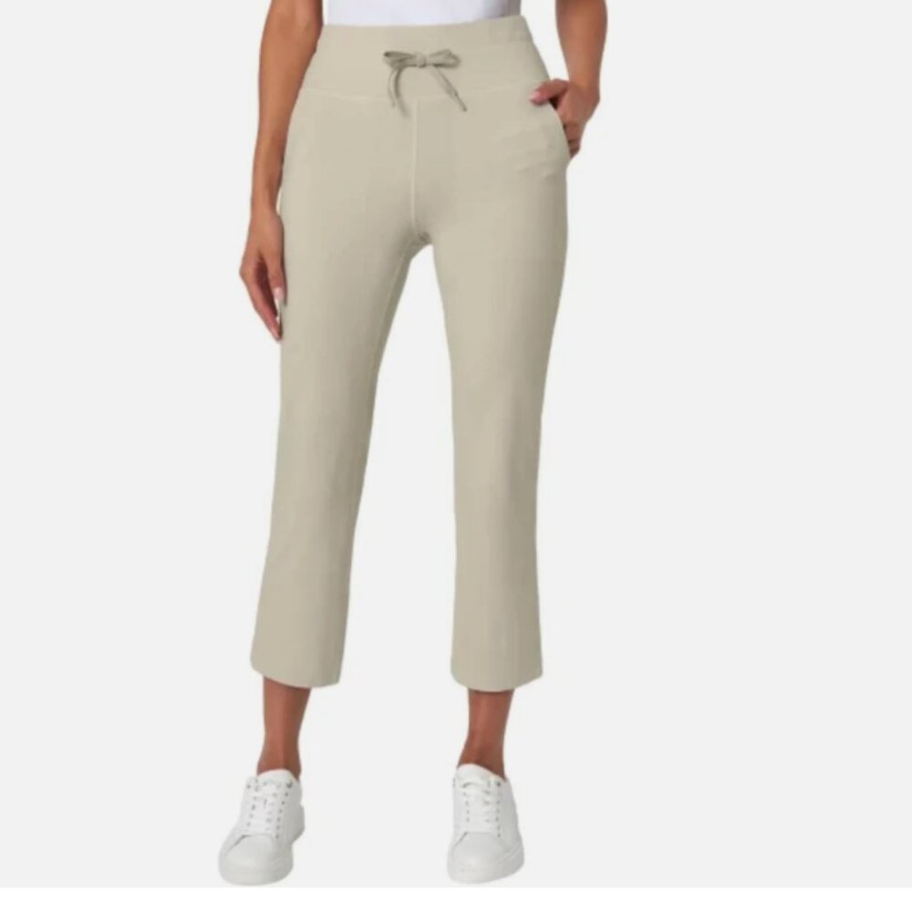 Mondetta Women's Moisture Wicking High Rise Drawstring Capri Pant